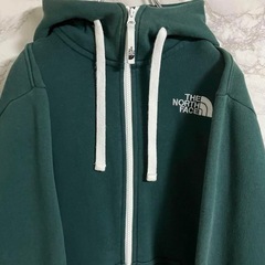 【即完売】THE NORTH FACE グリーン フルジップパーカー