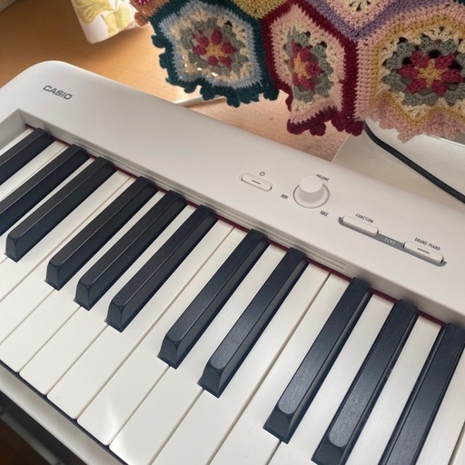 電子ピアノ