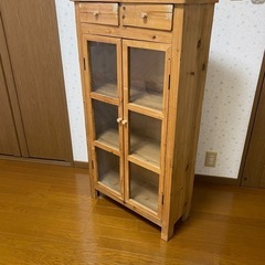 商談中　　　古材キャビネット