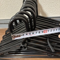 回るハンガー14本の画像