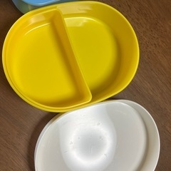 アナと雪の女王とアンパンマンのお弁当箱の画像