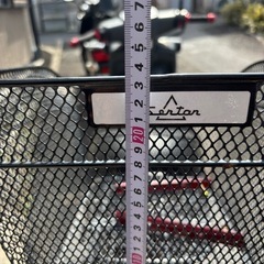 バイクや自転車の荷台に！かなりの荷物積めます。の画像