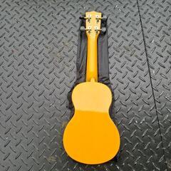 ☺️マハロ　ウクレレケース付きの画像