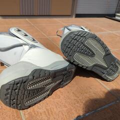 シーズンオフ価格　スノーボード靴の画像