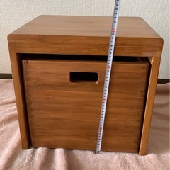 キャスター付き収納の画像