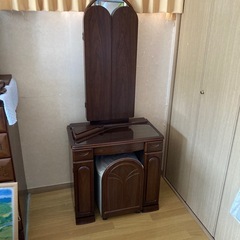 三面鏡台の画像