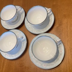 値下げ‼️ノリタケ　ティーカップセット　綺麗ですの画像
