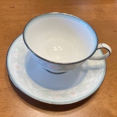値下げ‼️ノリタケ　ティーカップセット　綺麗です