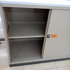 ★ジモティ割あり★ UCHIDA  引き違い書庫 アイボリー H77.5×D45×W90 クリーニング済み OJ8678の画像