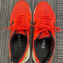 メンズスポーツシューズ