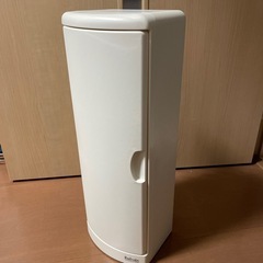 トイレなど　収納棚