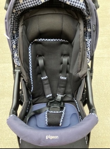ピジョン A形ベビーカー背面式対面式可能 Runfee Lino'nRA8L（ランフィリノン） ネイビーリコール対応済み