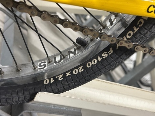 20インチ 自転車 GT BMX