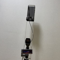 ４月末まで❣️ダイソン立て掛けスタンドの画像