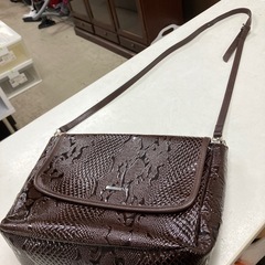 ☆値下げ☆W2504-100 KARYA ショルダーバッグ キズ...