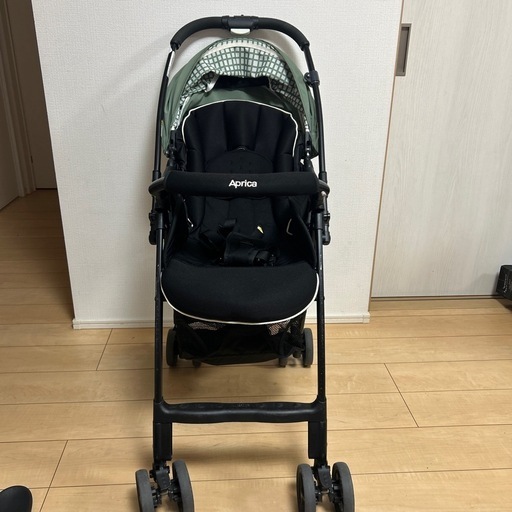 Aprica カルーンエアー AB グリーン　軽い！