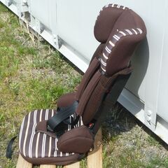 日本育児 ジュニアシート TV106の画像