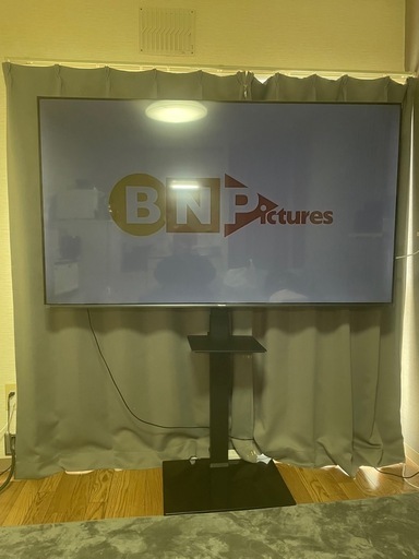 本日限定価格【使用1ヶ月】ハイセンス65E7N テレビスタンド付き