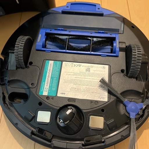 ロボット掃除機 (予約中)