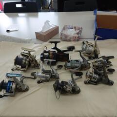 釣具リール９個の画像
