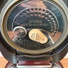 TOSHIBA RC-10VXH 炊飯器 赤 説明書付属 の画像