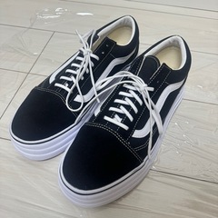 VANS スニーカー