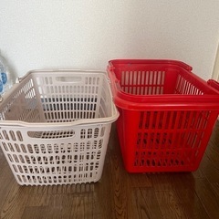 【差し上げます】バスケット（洗濯・買い物カゴ）