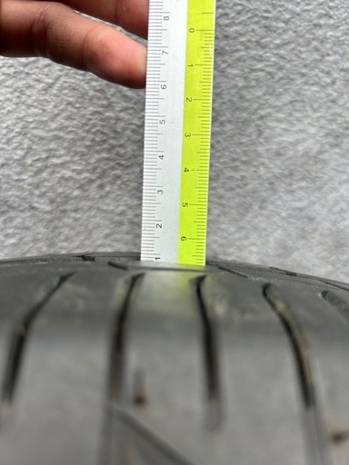 ハイエース バリ溝2023年製トーヨータイヤ H30 215/60R17C 109/107R ホワイトレター サマータイヤ 4本