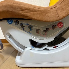 チャイルドシート新生児〜OK‼️プーさんコラボ/お値引き相談乗ります‼️の画像