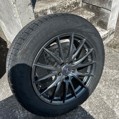 スタッドレスタイヤ 4本 225/60/R18の画像
