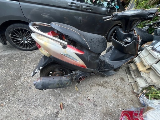 アドレスv125g部品取り