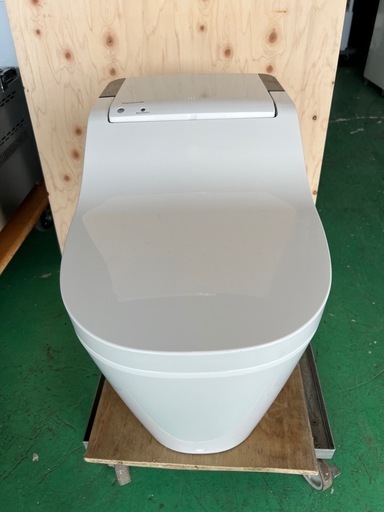 パナソニックアラウーノ 温水洗浄一体型便器 2019年