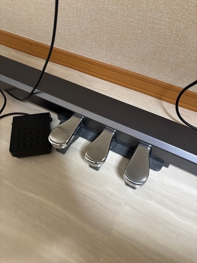 カシオ電子ピアノ　PX-130