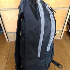 リュックサック　アウトドア　ブラック　の画像