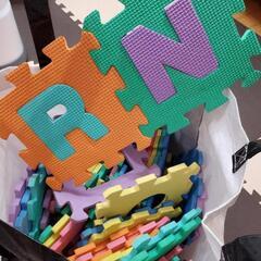 アルファベット　数字　パズルマット
