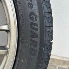 スタッドレスタイヤ205/50R/17 YOKOHAMAタイヤの画像