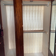 洋服タンスの画像