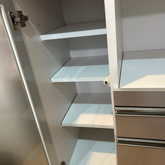 食器棚の画像