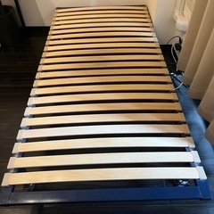 シングルベッドのフレームの画像