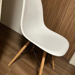 椅子　ダイニングチェア　白