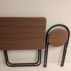 (中古) 折りたたみ式フォールディングテーブル＆チェアセットの画像