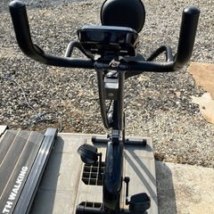 フィットネスバイク　コンフォートクロスバイク折り畳み収納　アルインコ