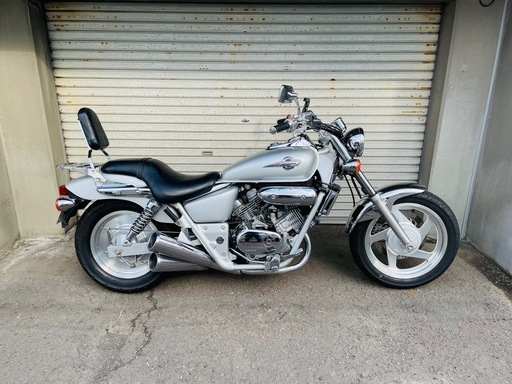 マグナ250 ノーマル車 機関良好 綺麗です