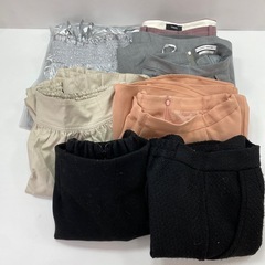 28点まとめ売り！👖レディースパンツ・スカートまとめ👖✨掘り出し物あり✨の画像