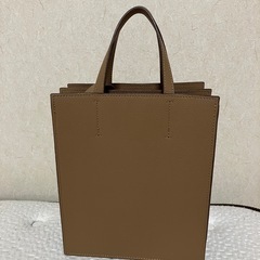 UNIQLO　レザータッチスクエアトートバッグ 
