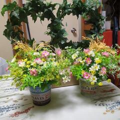 飾り物　造花8点の画像