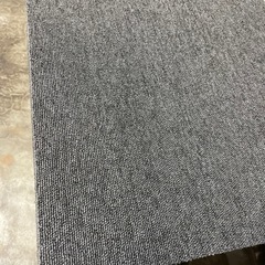 【70枚】タイルカーペット　50×50cm  タイルマット グレー　中古 70枚の画像