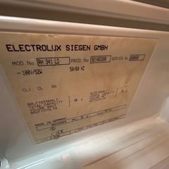 Ⓜ️商品 【土日対応】 ELECTROLEXエレクトロラックス株式会社　mini Bar １ドア電気冷蔵庫　R4-34LD /40L 動作確認済み　現状渡し　04-05-01 の画像