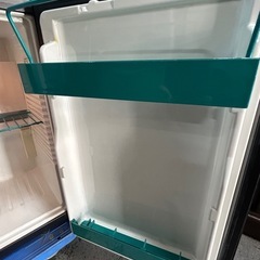 Ⓜ️商品 【土日対応】 ELECTROLEXエレクトロラックス株式会社　mini Bar １ドア電気冷蔵庫　R4-34LD /40L 動作確認済み　現状渡し　04-05-01 の画像
