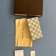 ルイヴィトン財布
